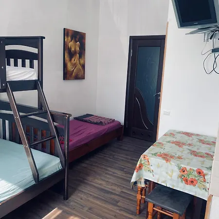 宾馆 Serge 利沃夫